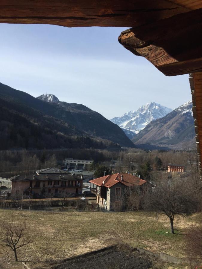 La Maison Du Pont Mont Blanc 2 La Salle Eksteriør billede